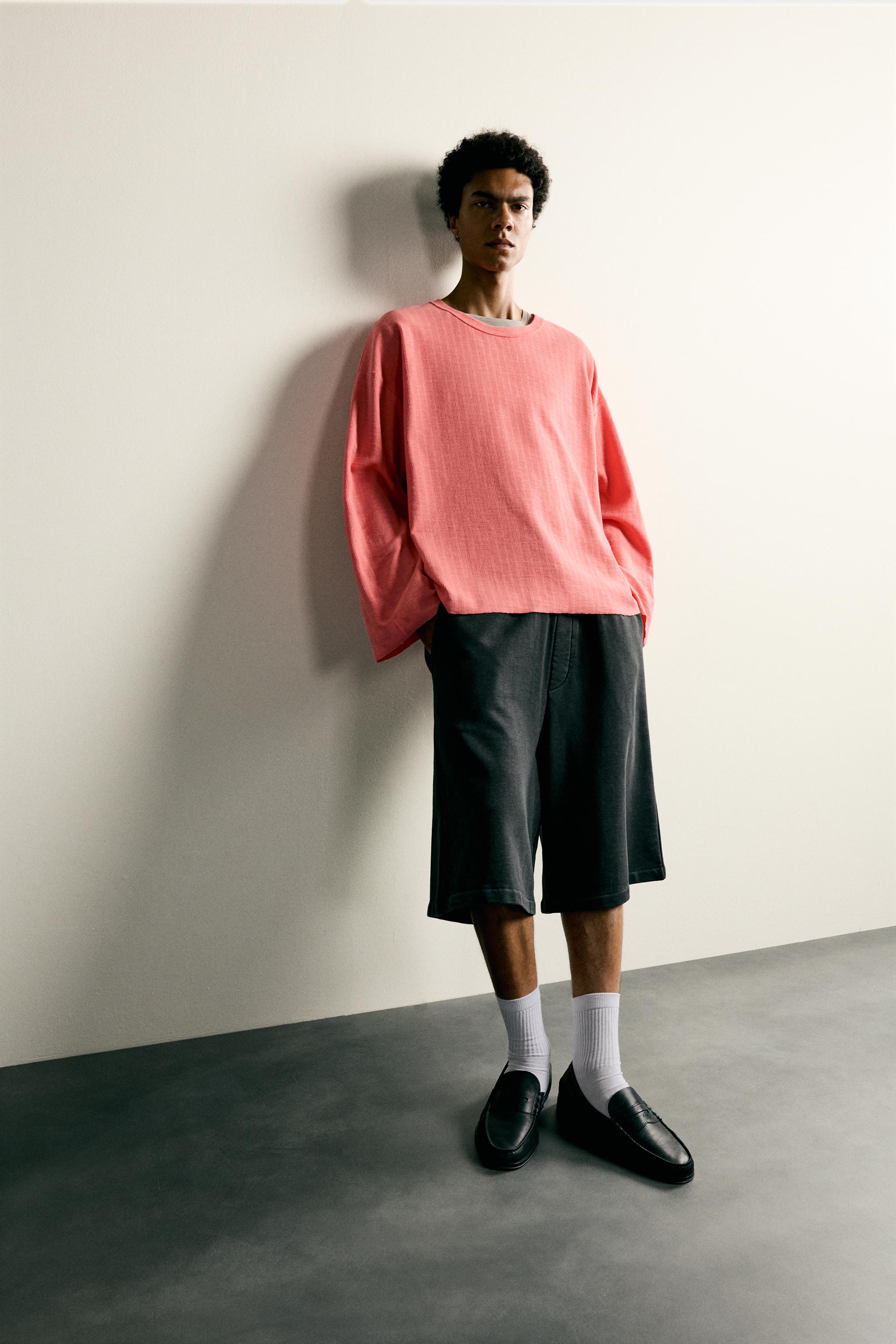 RELAXED FIT LONG SLEEVE T-SHIRT